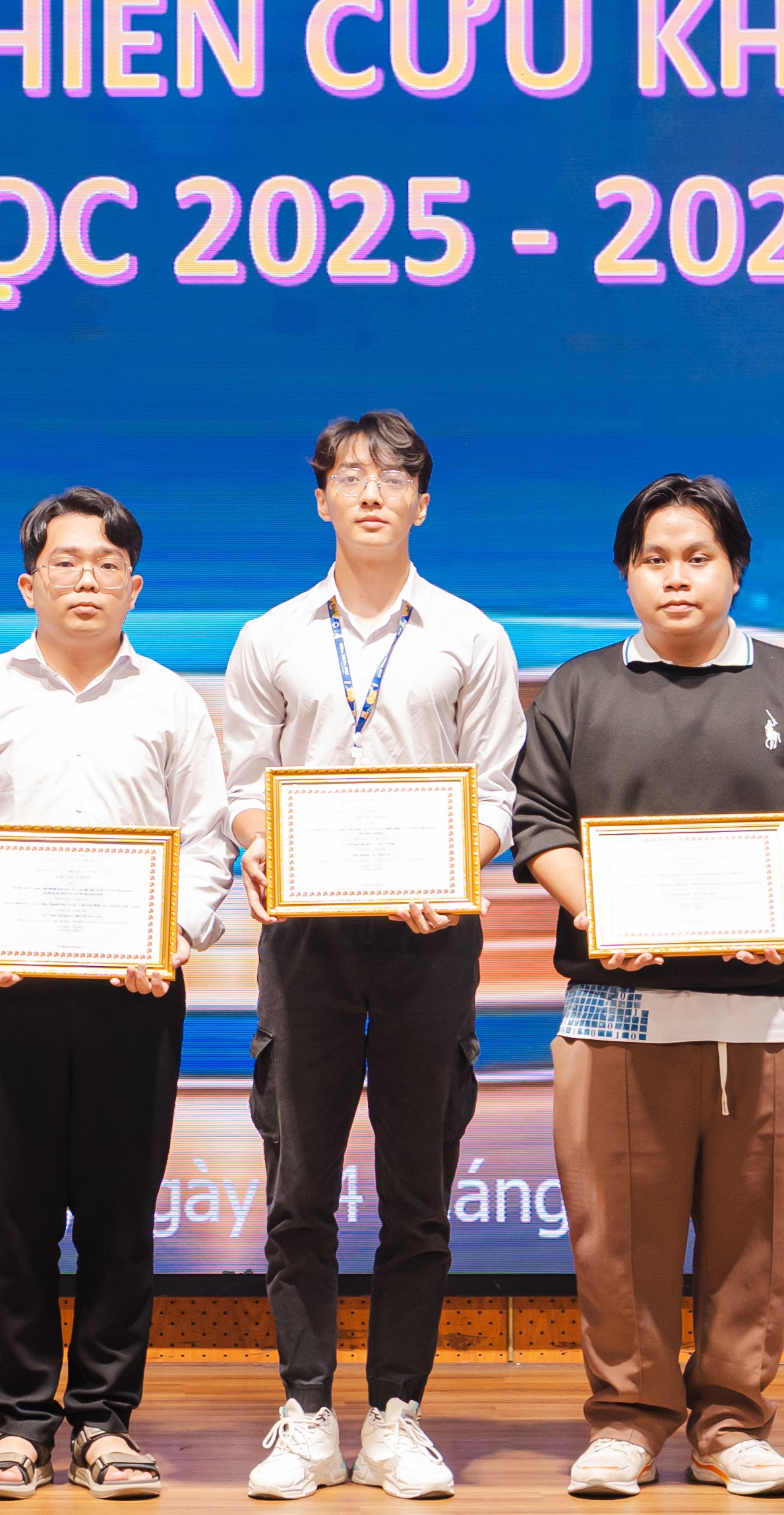 Giải nhì nghiên cứu khoa học cấp khoa
